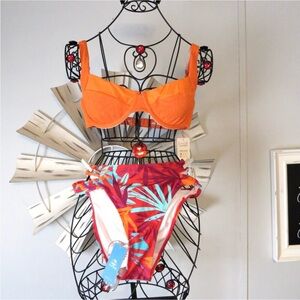 NWT Cupshe Tropical‎ Print 2 Pcs Bikini Swimsuit Size Medium